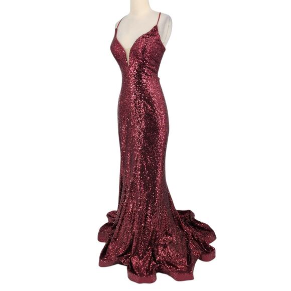 The Secret Dress by Alyce Paris Burgundy Sequin Gown – Size 8 - Open Back Train - Picture 4 of 14